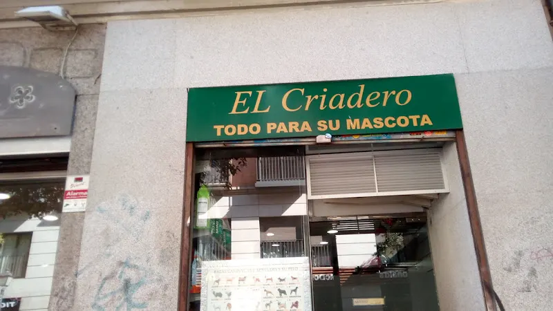 El Criadero - Tienda de productos para mascotas en Madrid - foto 2