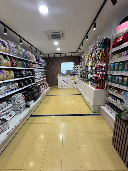Razas Pet Shop - Tienda de mascotas y peluquería canina - Tienda de productos para mascotas en Madrid - foto 3