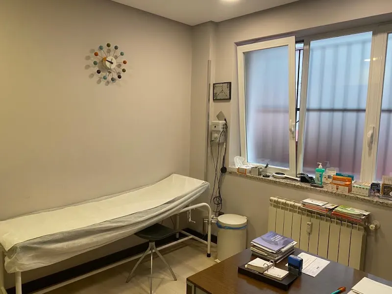 Centro Médico Dermatológico - Dra. María Dolores Moya González
