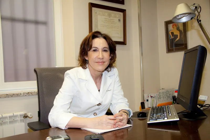 Centro Médico Dermatológico - Dra. María Dolores Moya González - Clínica dermatológica en Madrid - foto 2