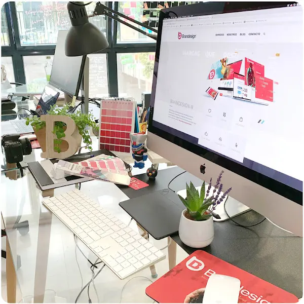 BRANDESIGN 💡Agencia de Branding y Diseño Madrid