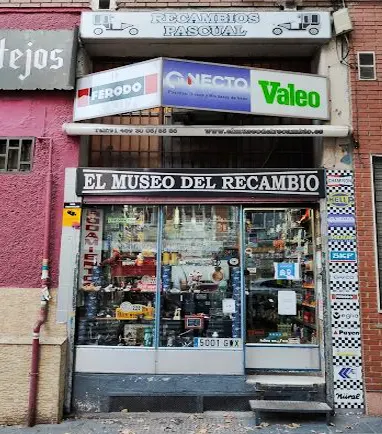 Recambios Pascual S.L. - El Museo del Recambio - Tienda de repuestos para automóviles en Madrid - foto 2