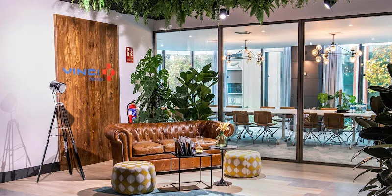 Ivory Madrid | 𝗗𝗶𝘀𝗲𝗻̃𝗼 𝗱𝗲 𝗢𝗳𝗶𝗰𝗶𝗻𝗮𝘀 - Oficina de arquitectura de interiores en Madrid - foto 2