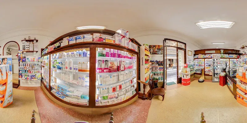 Farmacia Jardines Lucía Milans del Bosch - Madrid