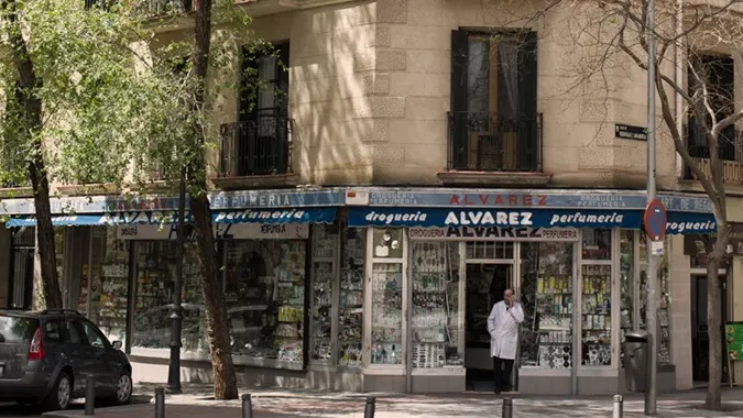 Droguería Álvarez - Perfumería en Madrid - foto 3