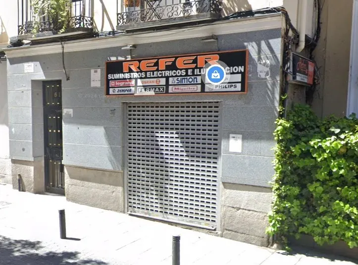 REFER Suministros Eléctricos e Iluminación - Tienda de electricidad en Madrid - foto 2