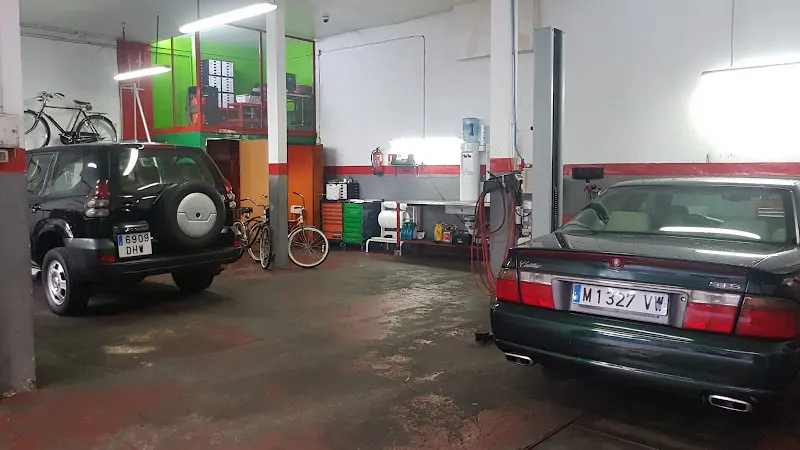 Taller de Mecánica LA SOLUCIÓN - Taller de reparación de automóviles en Madrid - foto 2