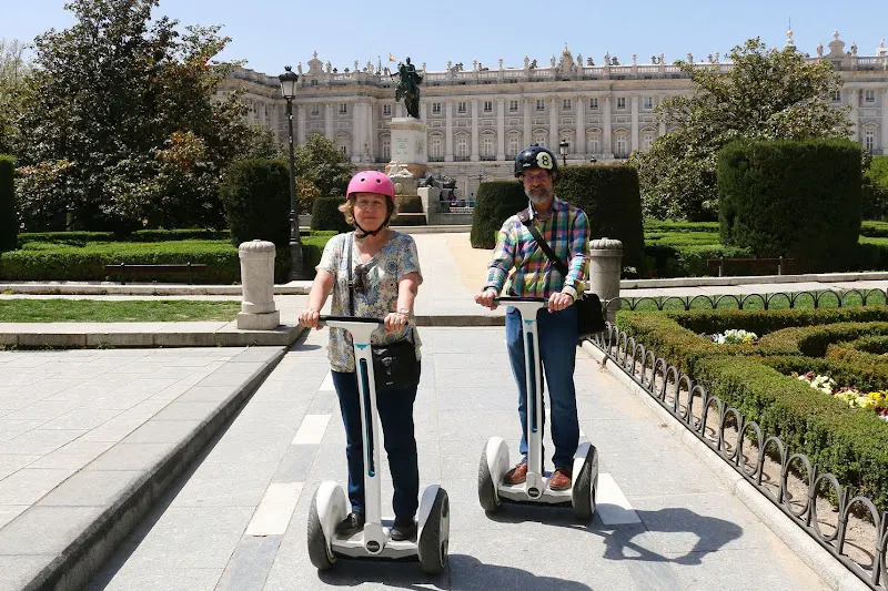 Madrid Pour Vous - Agencia de visitas turísticas en Madrid - foto 2