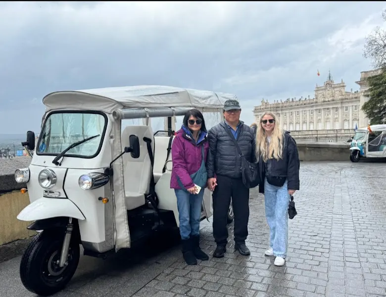 Giro TUK TUK Madrid