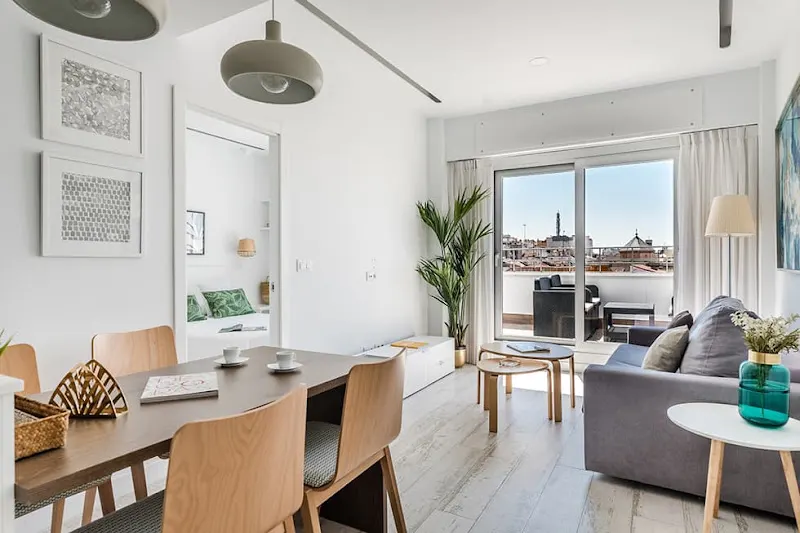 Apartamentos Madrid Plaza - Madrid