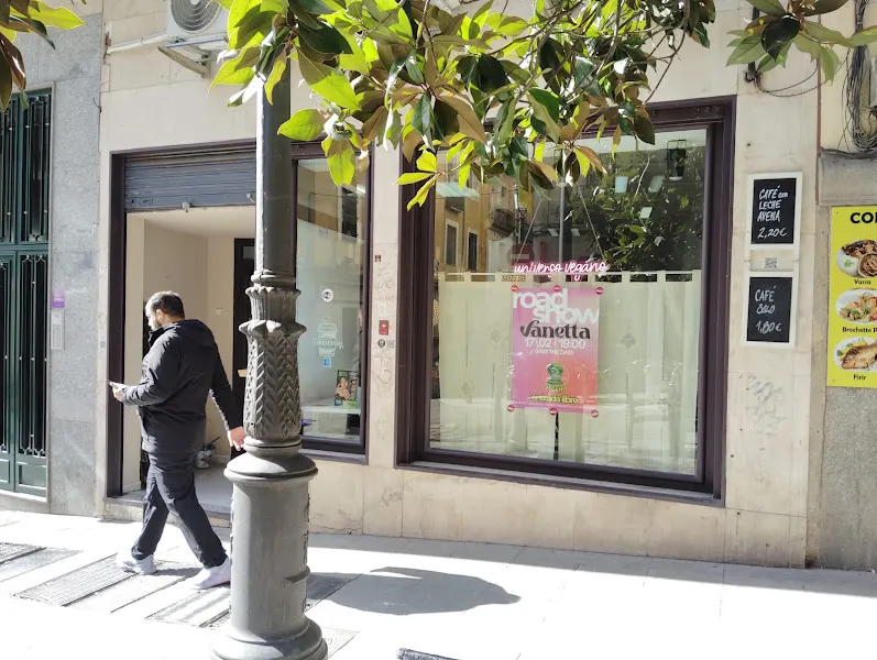 Universo Vegano - Tienda de alimentos naturales en Madrid - foto 3