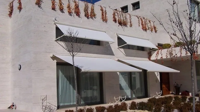 Consultcorp - Proveedor de toldos en Madrid - foto 2