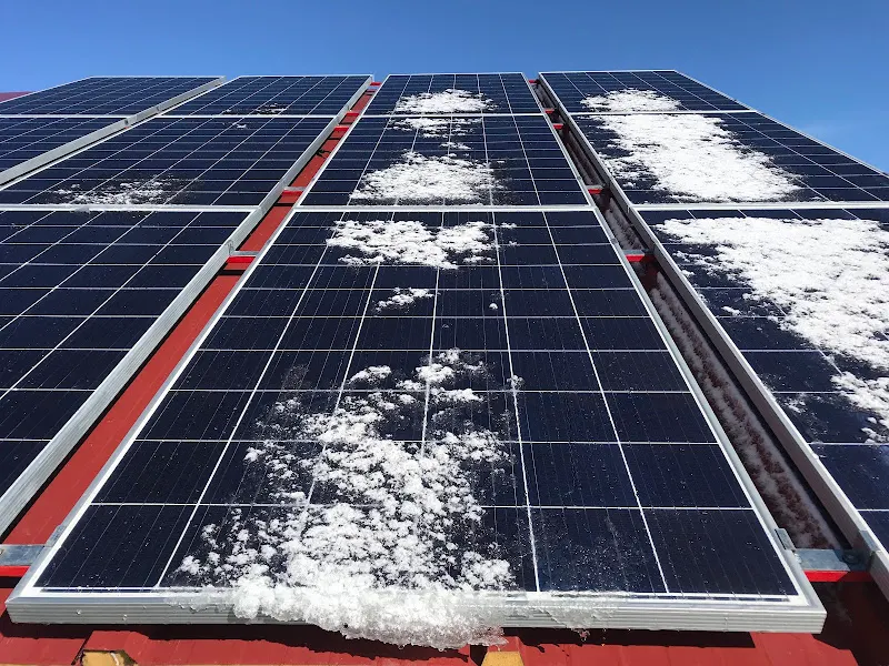 Comunidad Solar - Proveedor de equipos de energía solar en Majadahonda - foto 2