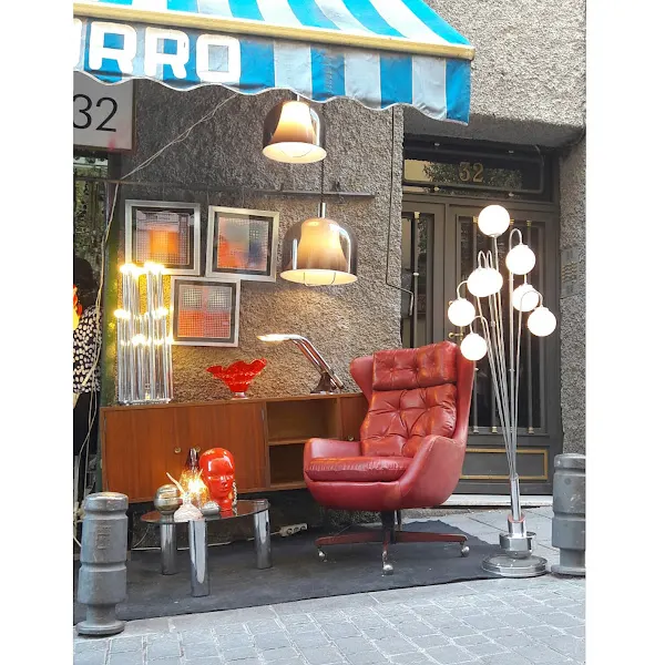 Oportunidades Curro Carmona - Tienda de ropa en Madrid - foto 2