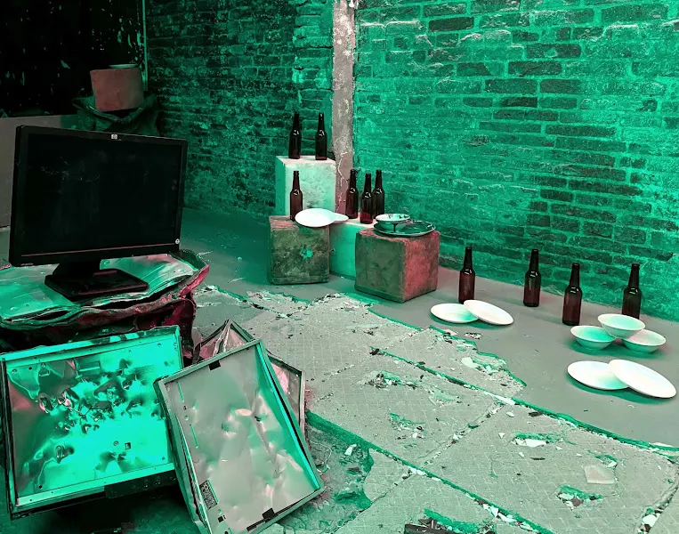 NewDimension: Escape Room - Smash Room (Rage Room/Sala de la rabia) Madrid Centro