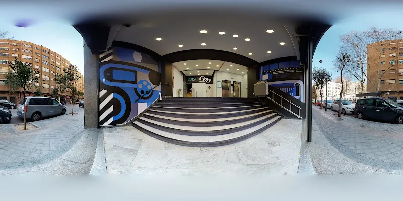 CEV - Escuela Superior de Formación Audiovisual, Animación 3D y Nuevas Tecnologías - Centro de formación profesional en Madrid - foto 2