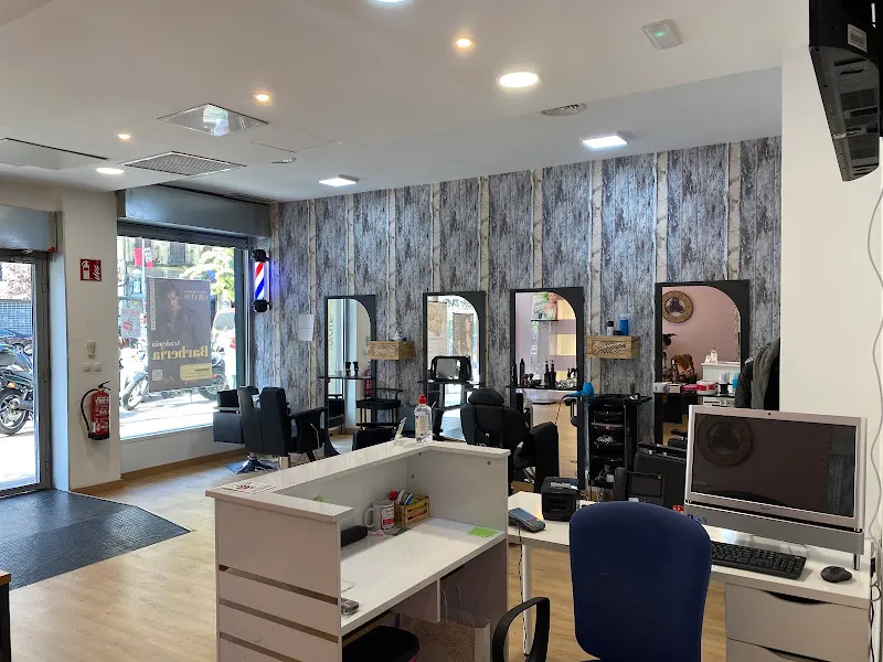 Torzan Kairos Academia de Peluquería Barbería y Estética - Madrid