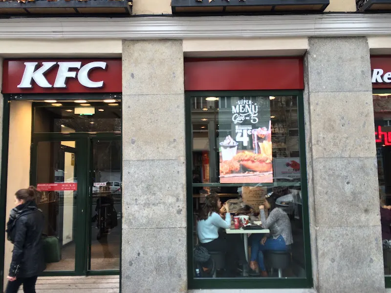 Restaurante KFC - Restaurante especializado en pollo en Madrid - foto 3