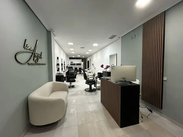 Lina Angel - Peluquería, Estética & Barbería