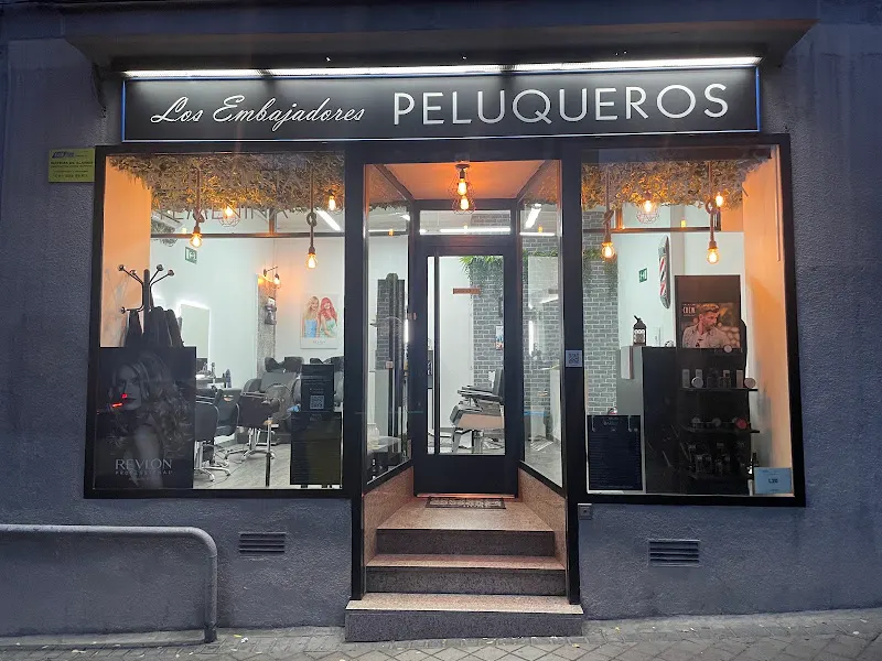 Los Embajadores 96 Barberia