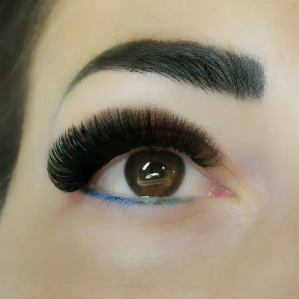 Lashes Obsession | Extensiones de Pestañas | Academia y Pestañeria | Cursos - Madrid