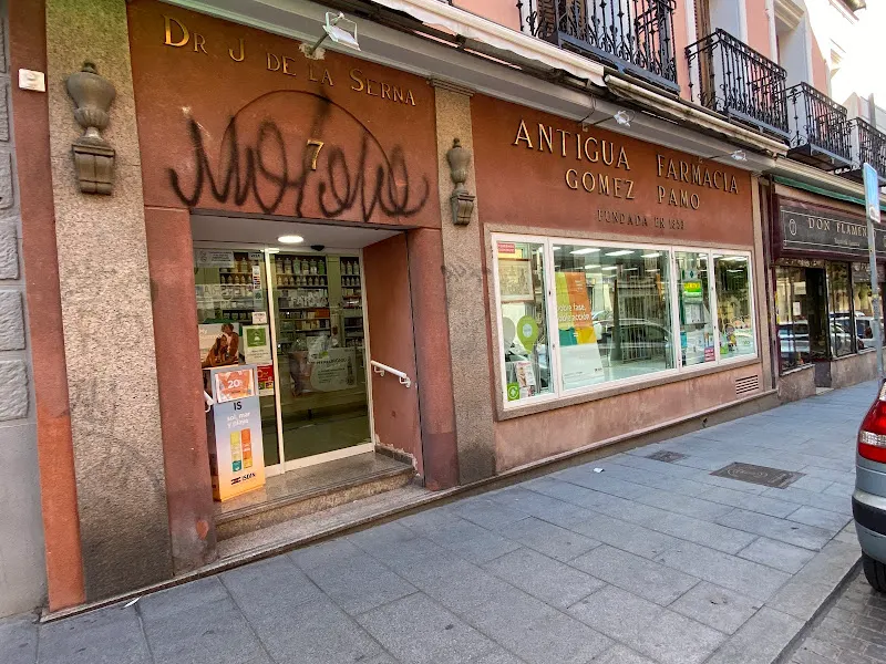 Farmacia De la Serna