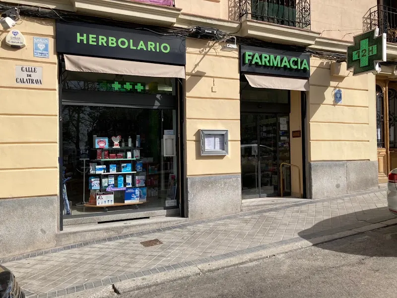 Farmacia Calatrava 34 - Farmacia en Madrid - foto 2