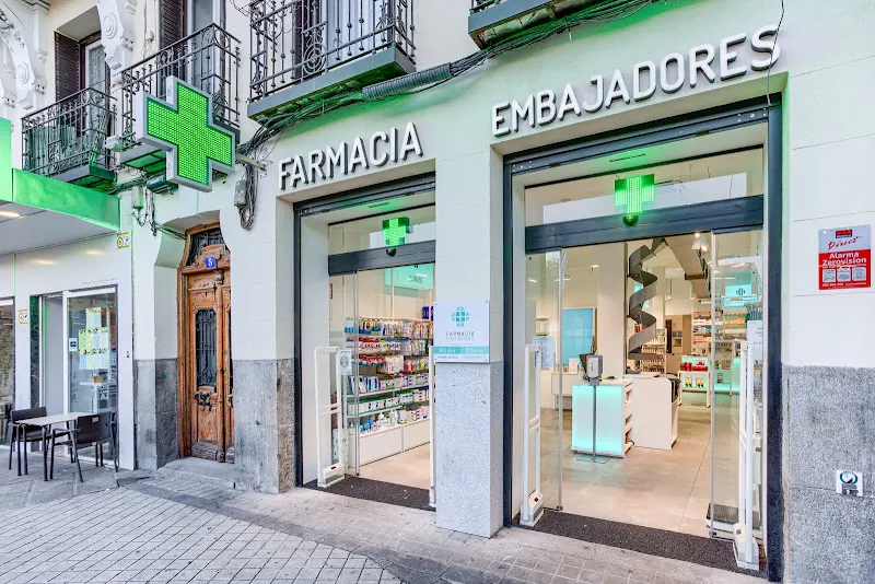Farmacia Embajadores Madrid | 365 días abierta - 14h L-V , 12h S-D-F