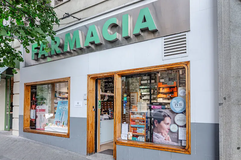 Farmacia Marina Sáez 12 horas (Barrio Salamanca - María de Molina) - Madrid