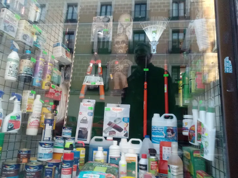 Ferretería Venecia Cadena88