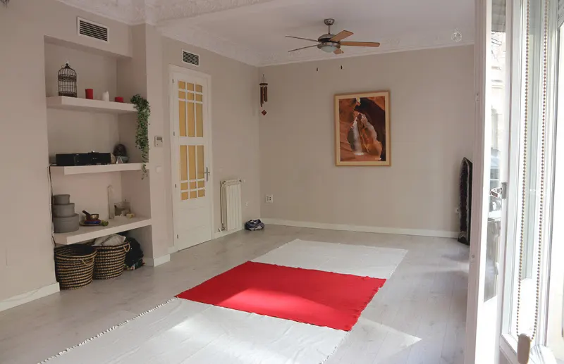 Escuela ReikiTerapias | Cursos Reiki Madrid | Sesiones Reiki Madrid | Esther Ponce | - Madrid