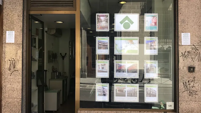 Tecnocasa agencia inmobiliaria