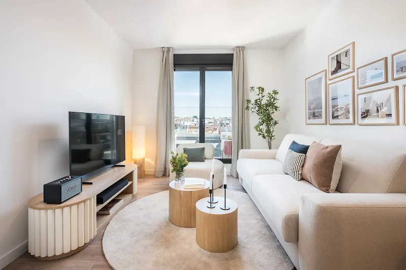 Home Select Real Estate