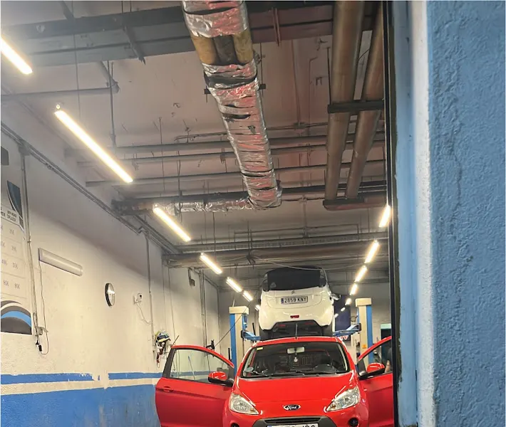 (Parking & Servicios) Lavadero y Detailing de coches - Madrid