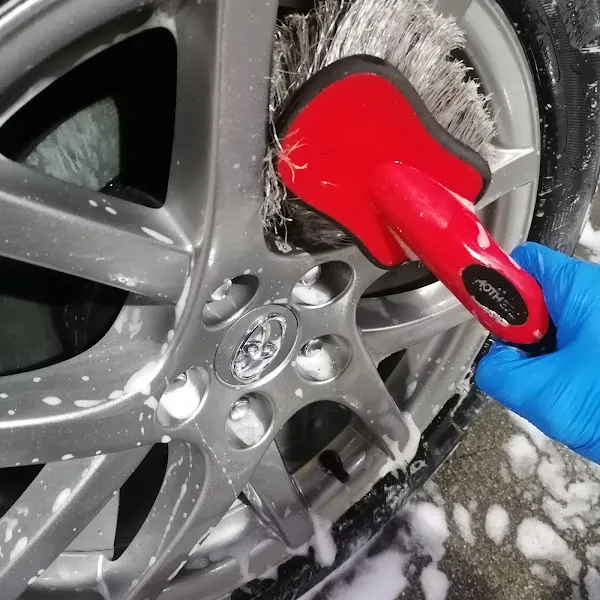 Ecodetailcar - Servicio de lavado de coches en Madrid - foto 2