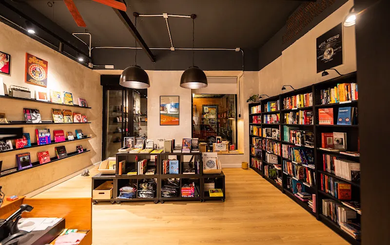 Librería Musical Perros de Lluvia - Madrid