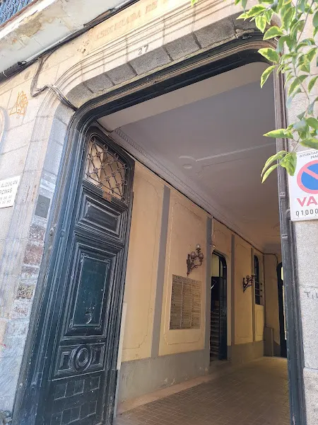 Arquímedes Llorens "Atelier de diseño de moda y arte" - Madrid