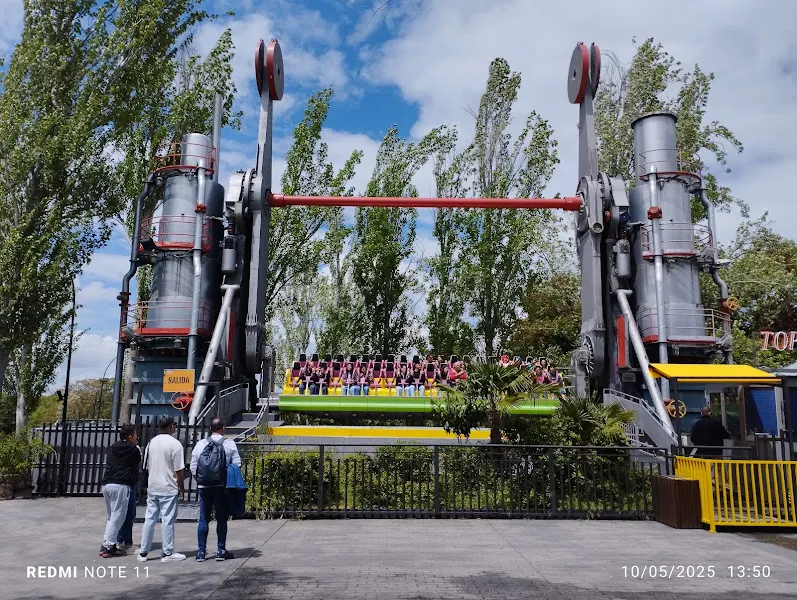 Top Spin - Parque de atracciones en Madrid - foto 2