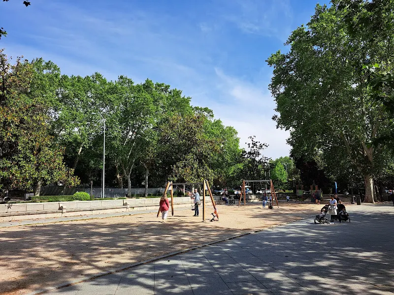 Parque Infantil Paseo del Prado - Madrid