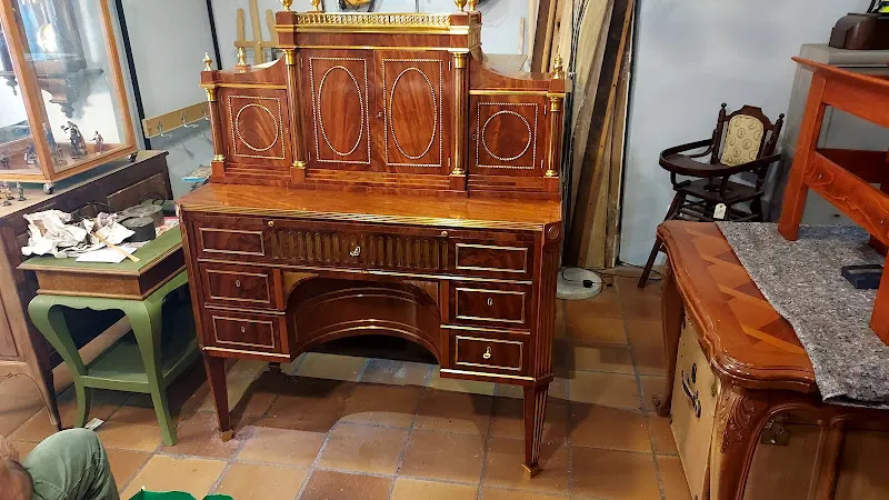Restaurador Muebles Angel Pereda