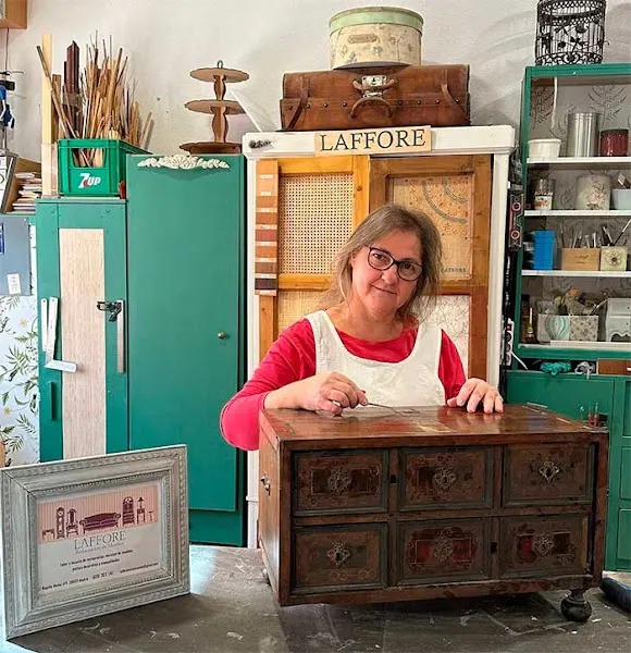 Escuela de Restauracion de Muebles Marta Laffore - Madrid