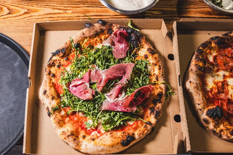 Éccolo | Restaurante Italiano & Pizzería