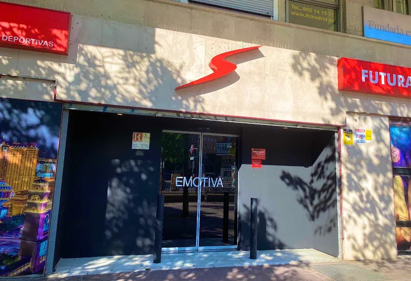 Sala de juego Emotiva 112 - Madrid
