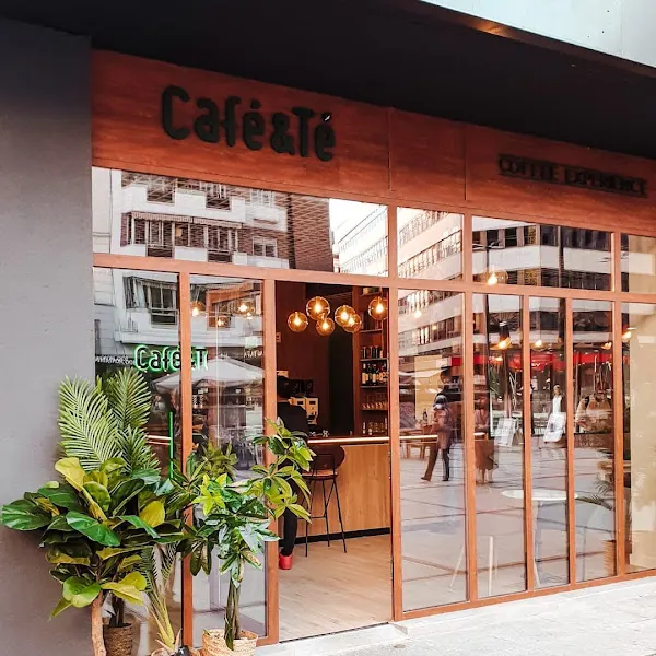All Day Brunch by Café & Té