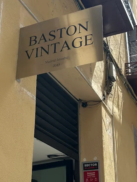 Baston Vintage
