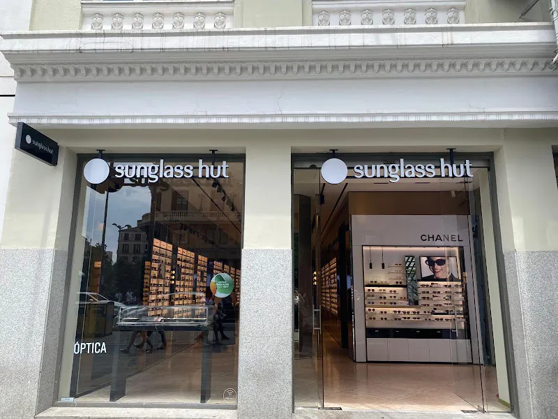 Sunglass Hut