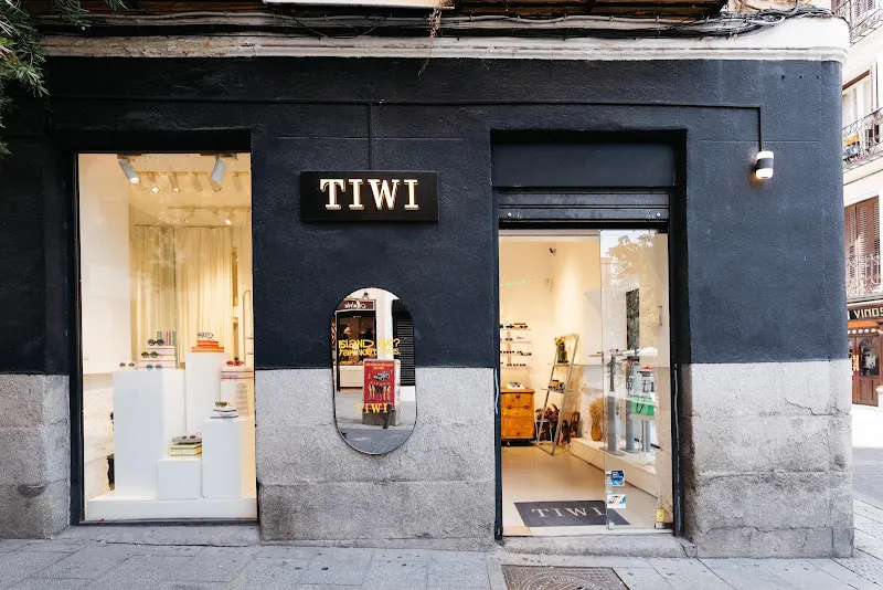 TIWI