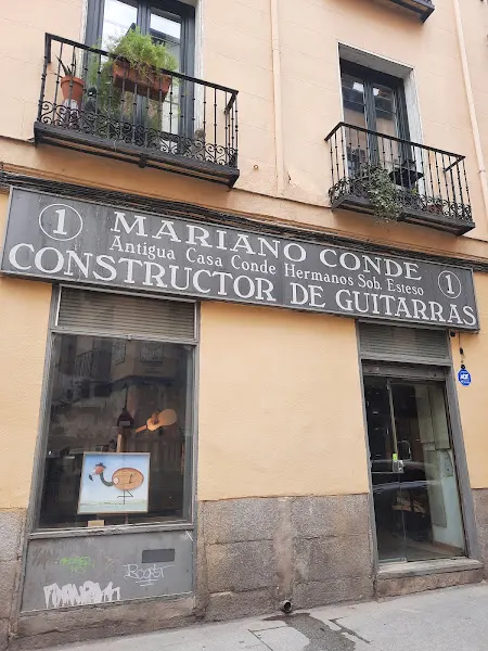 GUITARRERIA MARIANO CONDE - Madrid