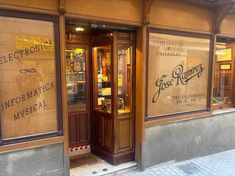 Guitarras Ramírez - Madrid