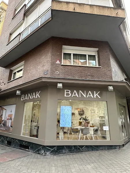 Banak